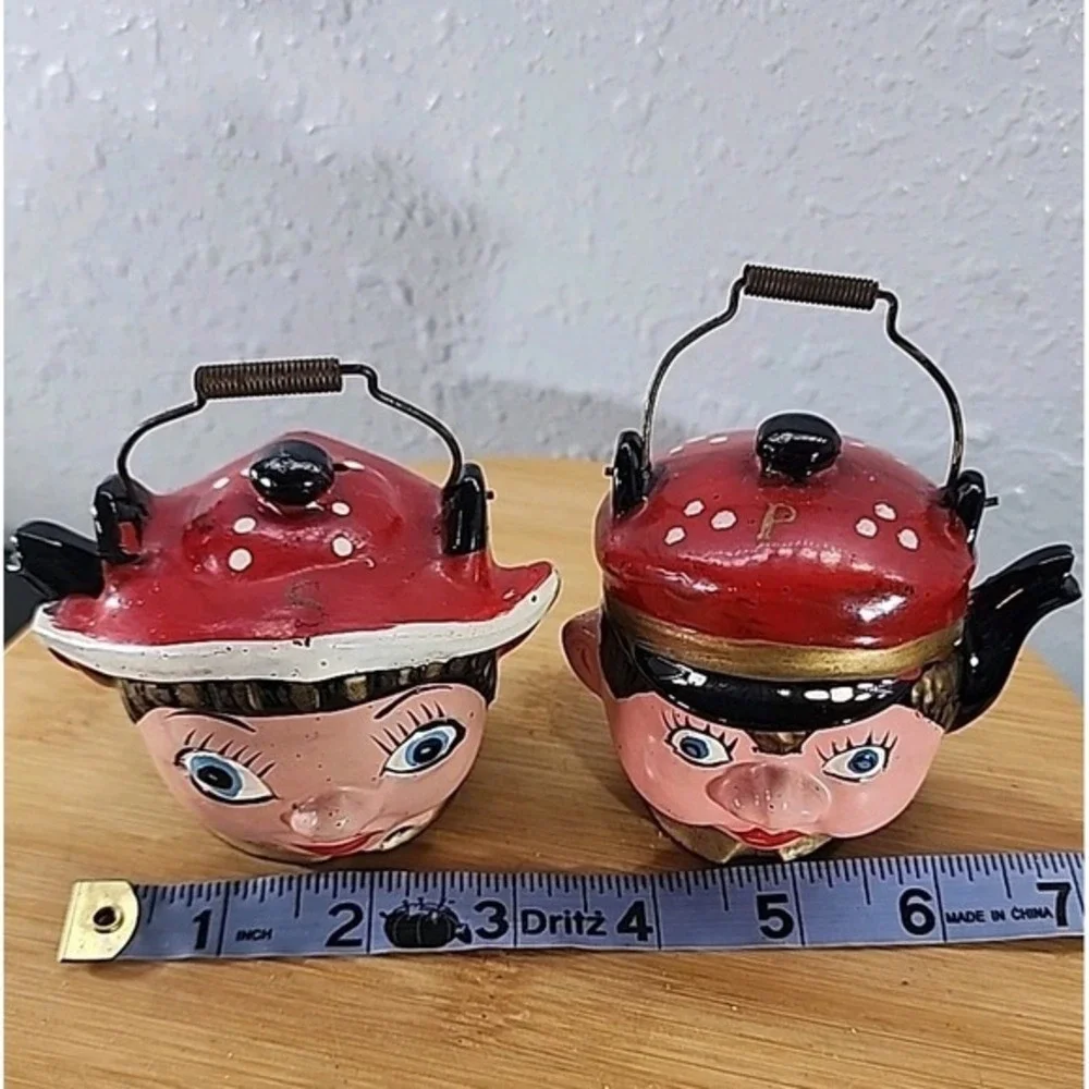 Vintage Redware Japan Dutch Boy and Girl Teapot Salt and Pepper Shaker Pair‎